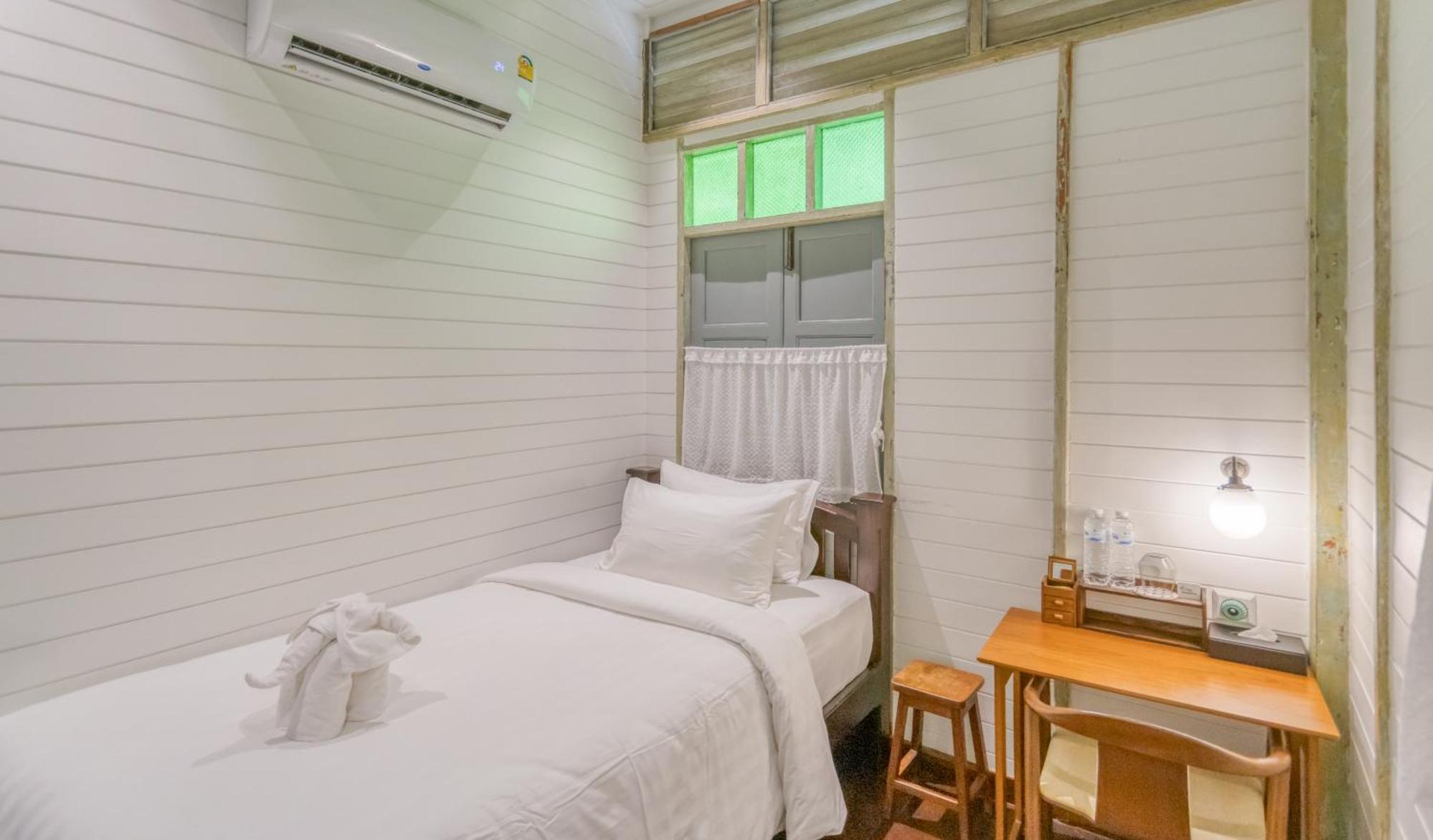 Priya Boutique House Bed & Breakfast Bangkok Bilik gambar