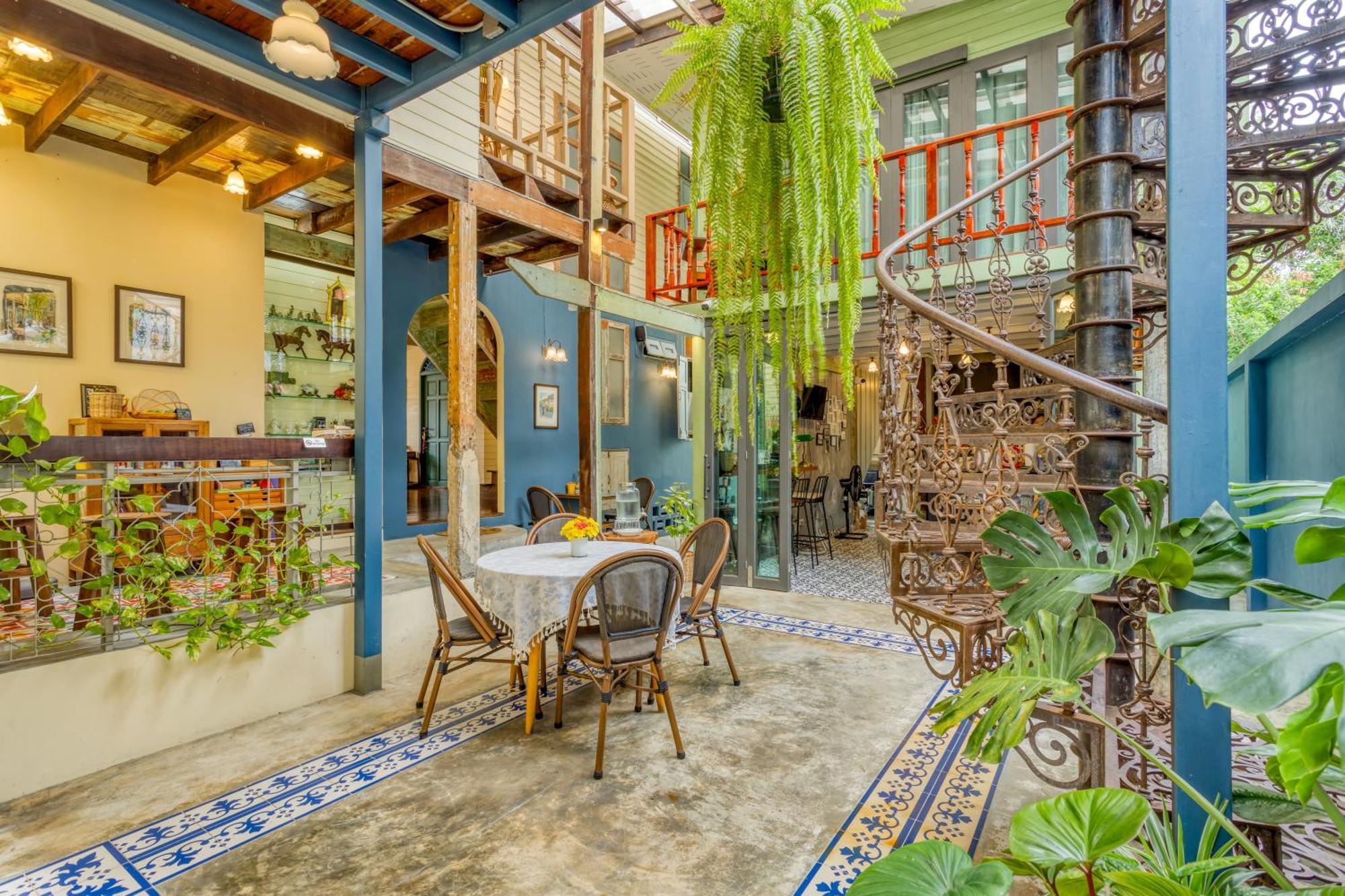 Priya Boutique House Bed & Breakfast Bangkok Luaran gambar