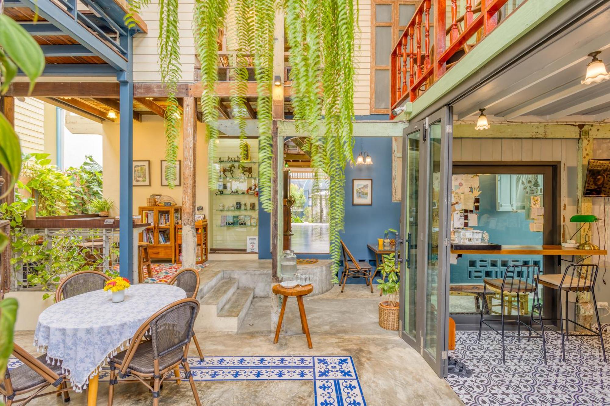 Priya Boutique House Bed & Breakfast Bangkok Luaran gambar
